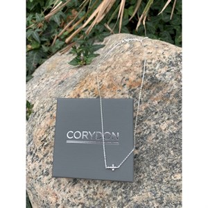 Pernille Corydon - Cross halskæde i sølv