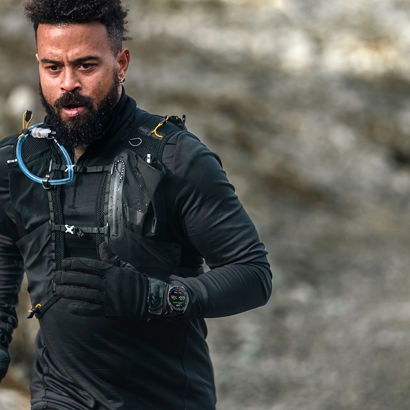 GARMIN - Fenix 8 Amoled sapphire med titanium lænke
