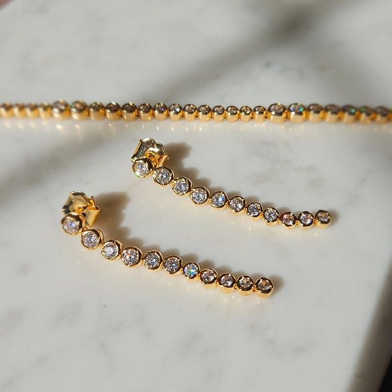 Pico Copenhagen - Ziva Crystal Studs øreringe i forgyldt messing