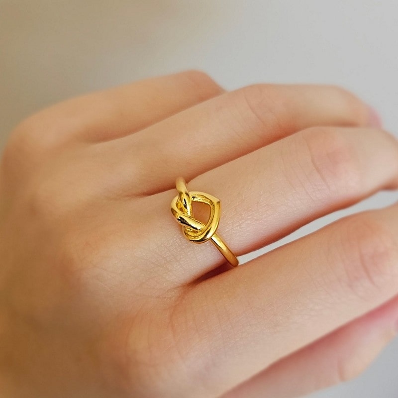 Jane Kønig - Tied Heart Ring i forgyldt sølv