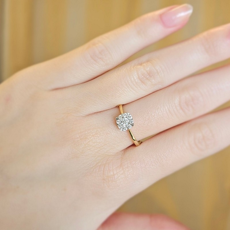 Mads Z - Diamond Dream ring i 14 karat guld i alt 0,325 carat