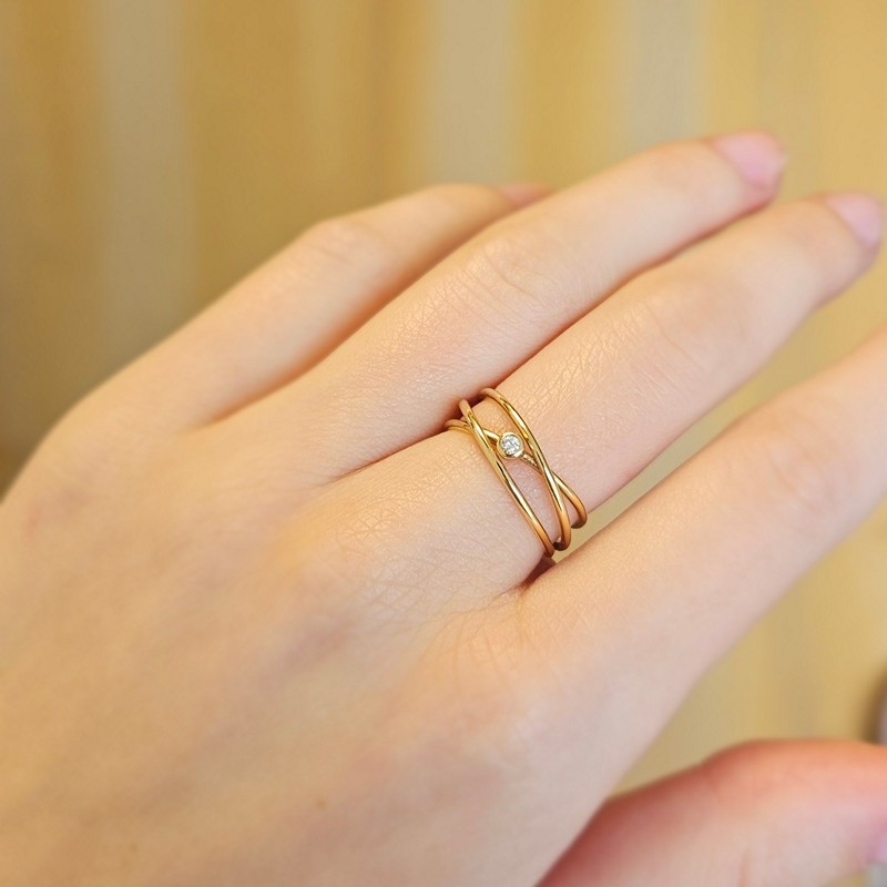 Mads Z - Diamond nest ring i 14 kt guld m. brillant 0,03ct
