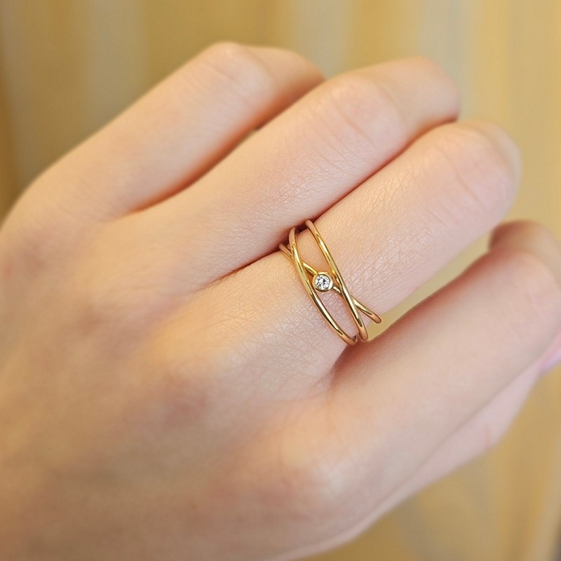 Mads Z - Diamond nest ring i 14 kt guld m. brillant 0,03ct