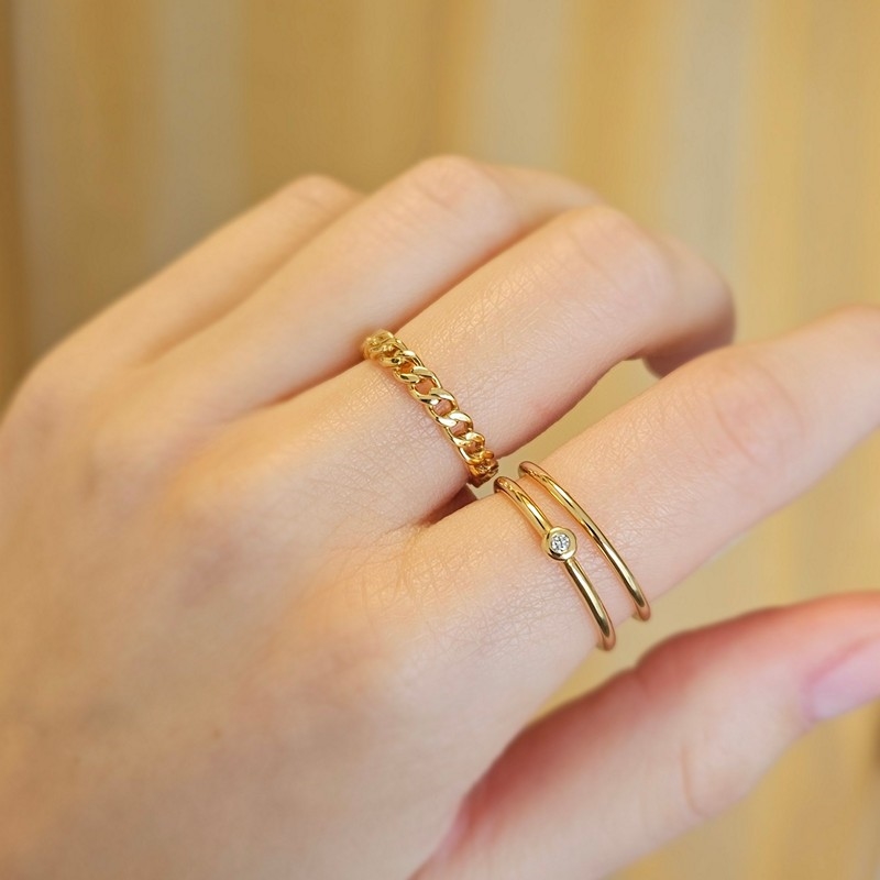 Mads Z - Poetry dot ring i 14 karat guld m. brillant m 0,03 ct