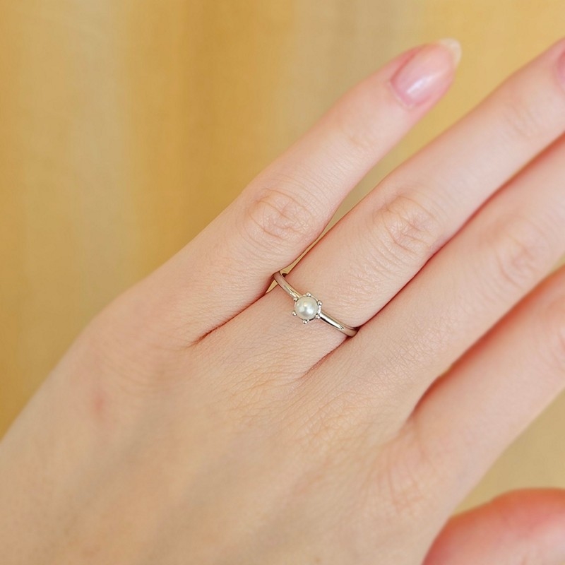  Mads Z - Poetry Solitaire ring m. ferskvandsperle i sølv
