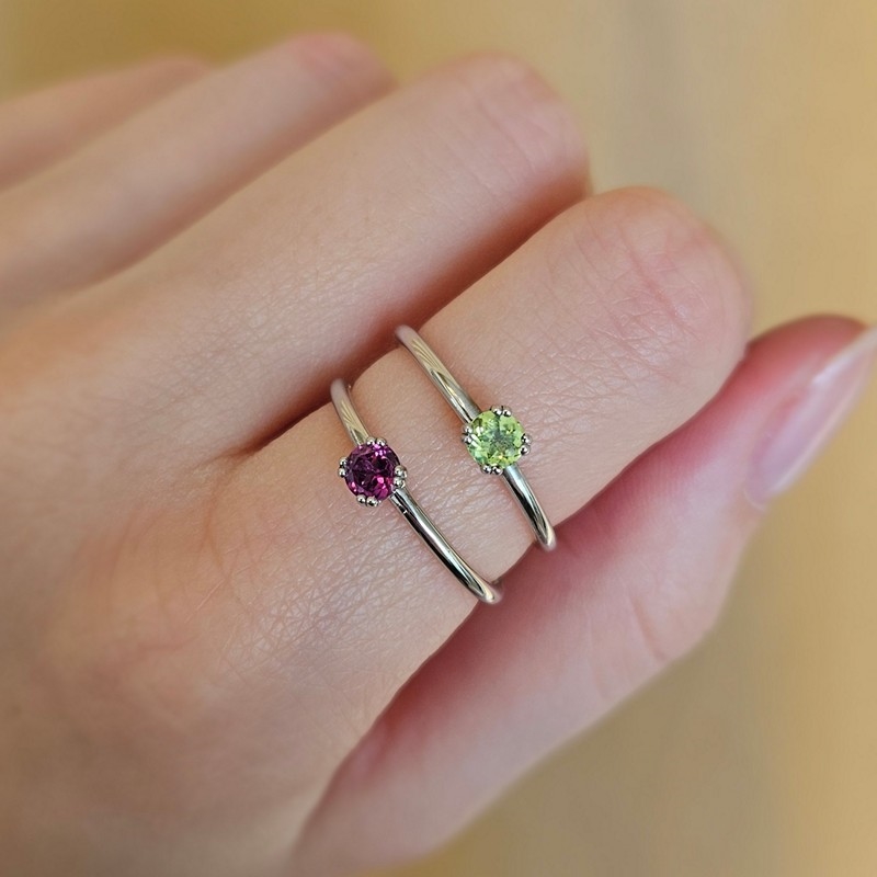  Mads Z - Poetry Solitaire ring m. rød granat i sølv