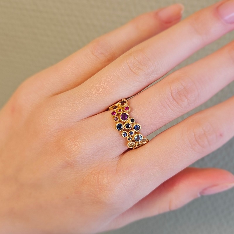 Mads Z - Luxury Rainbow ring m. natursten i 14kt. guld - Stor