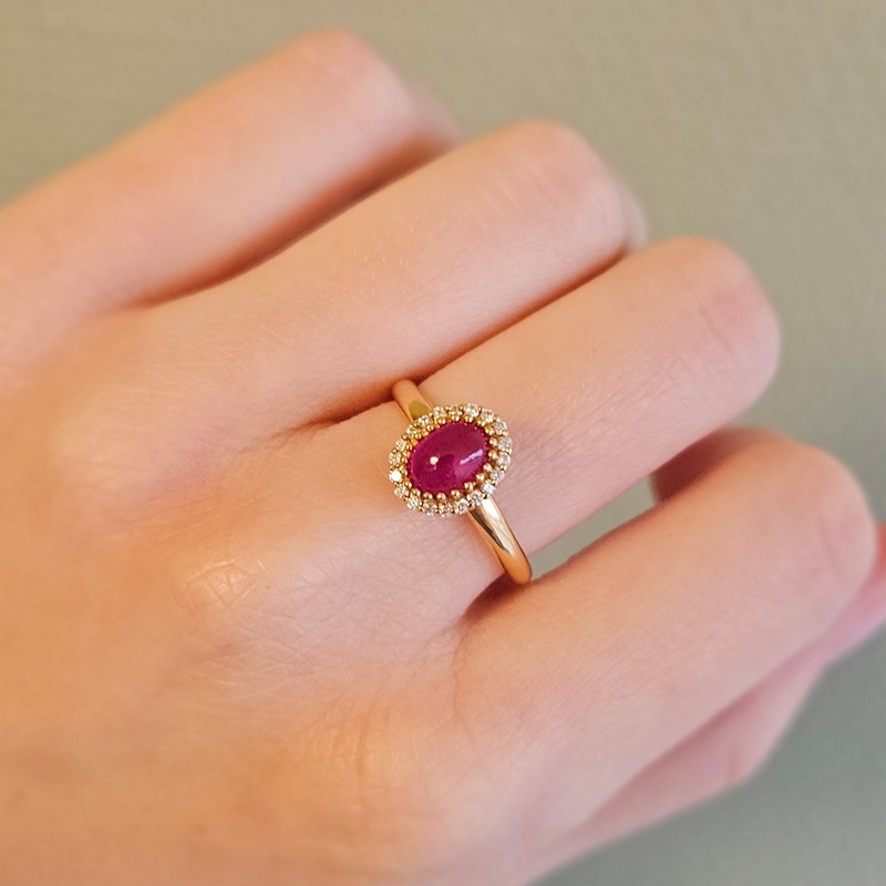 Mads Z - Royal Ruby ring i 14 karat guld m. diamanter