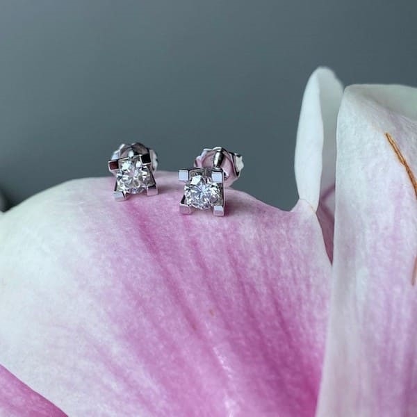 Kleopatra 14 kt hvidguld øreringe med 0,50 ct. Shop med 15 %