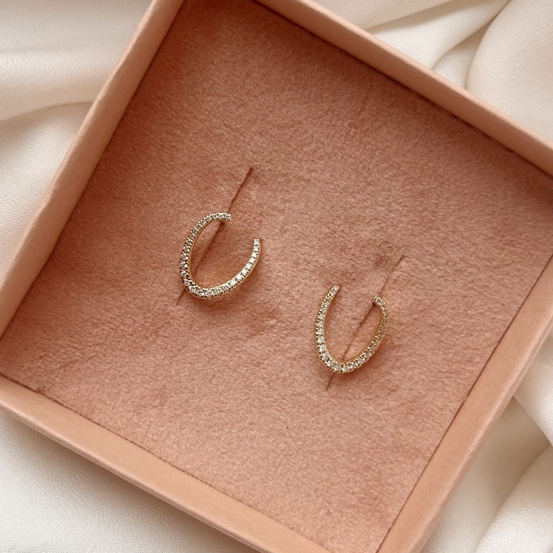 Dazzling 14 kt. guld øreringe 0,24 H-W/SI a