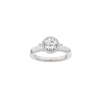 Luxury Halo rund ring i 14 kt hvidguld med 1,45 ct lab-grown diamanter fra Siersbøl