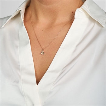 Fleur-halskæden i 14 karat guld fra Mads Z 2