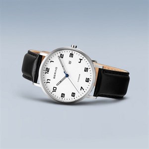 Bering - Titanium herreur med hvid skive | 18640-404