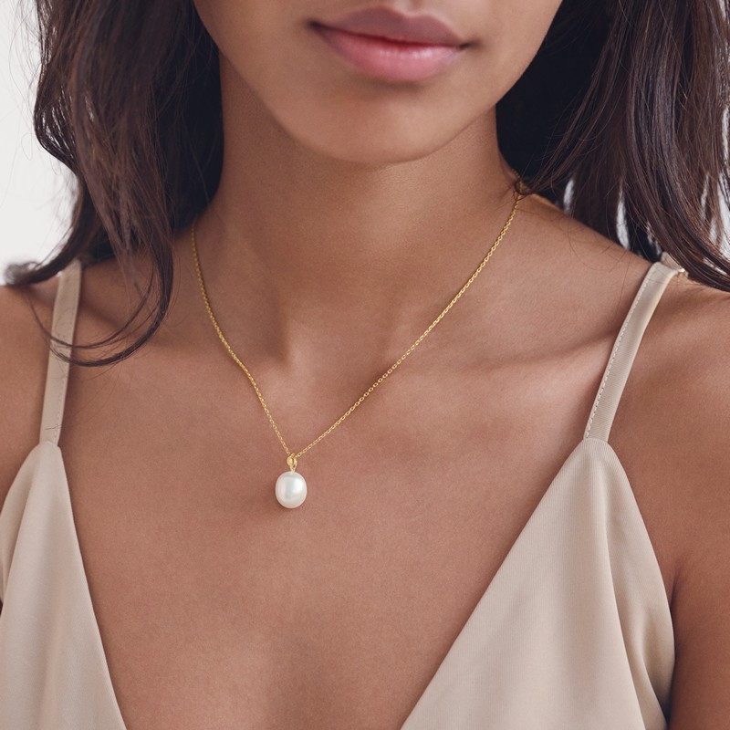 Freshwater Pearl Water Vedhæng på model