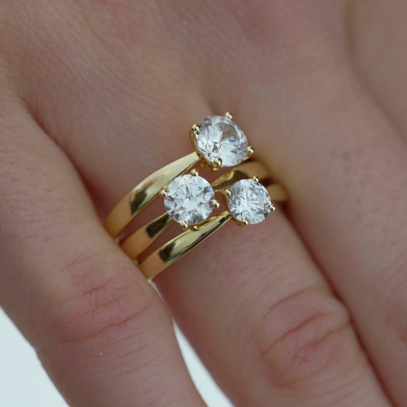 Siersbøl Luxury diamantring i 14 karat guld med rund lab grown diamant3