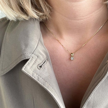 Prinsesse Vedhæng i 14kt. guld m. 0,38ct. diamant