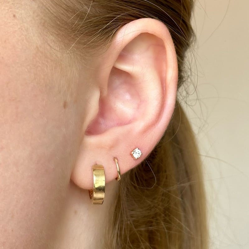 Nordahl 8kt. guld ørestikker m zirkonia 3mm 30310040300