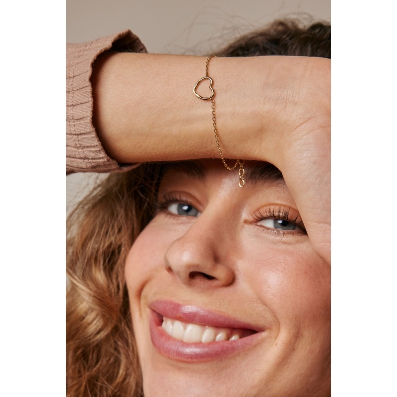 Organic Heart armbåndet i forgyldt sølv fra Enamel Copenhagen