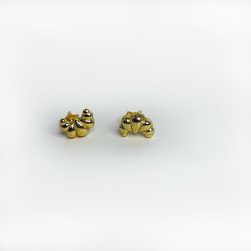  Croissant øreringe i forgyldt sølv fra ByBirch