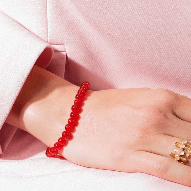 Det røde Candy Coral Berry armbåndet fra House of Vincent 2