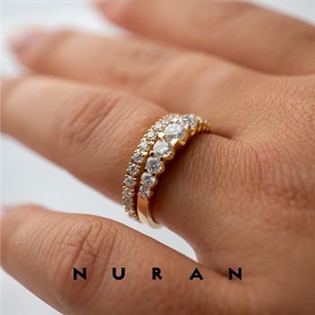 Empire forlovelsesringen fra NURAN