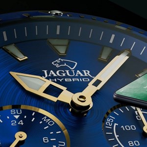 Jaguar - Herre Hybrid Diver ur i guldduble stål med blå skive