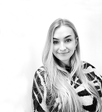 Emma holder styr på SoMe og alle vores billeder