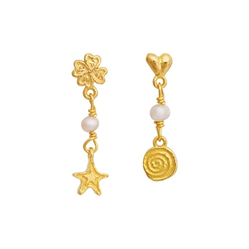 Maanesten Evante øreringe i forgyldt sølv med ferskvandsperler