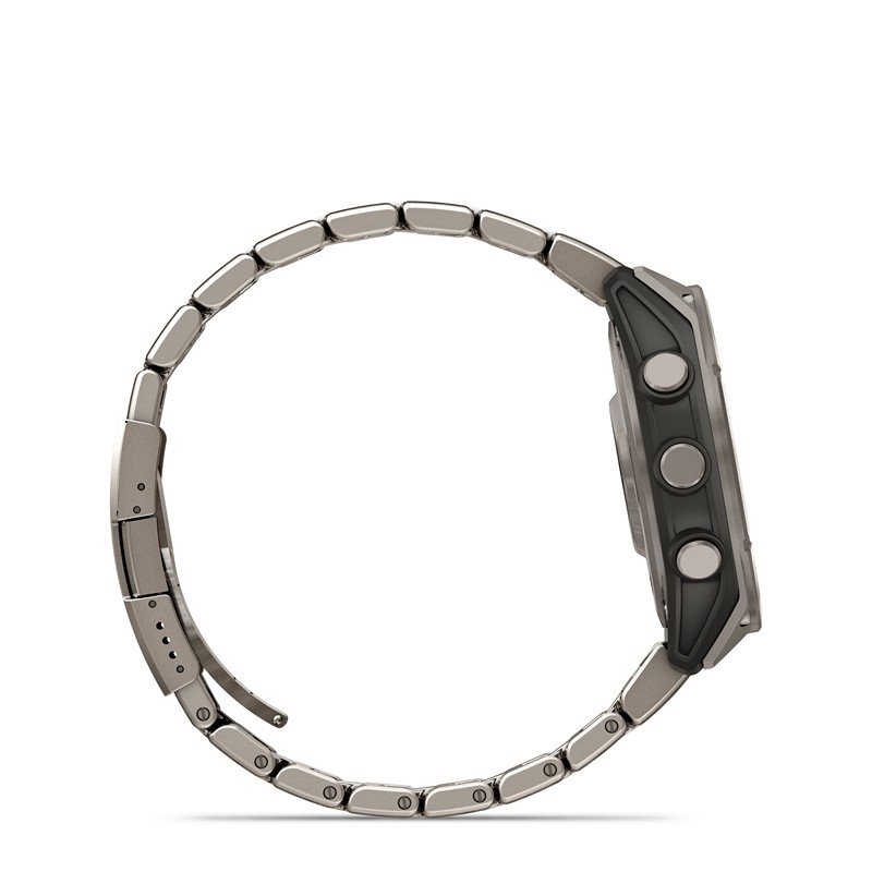 Fenix 8 Amoled smartwatch fra Garmin med titanium