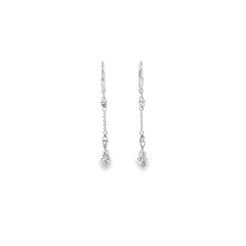 Lange sølvøreringe med zirkonia i forskellige former