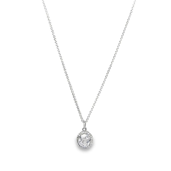 Rosette vedhæng i sølv med central zirkonia og sølv ankerkæde