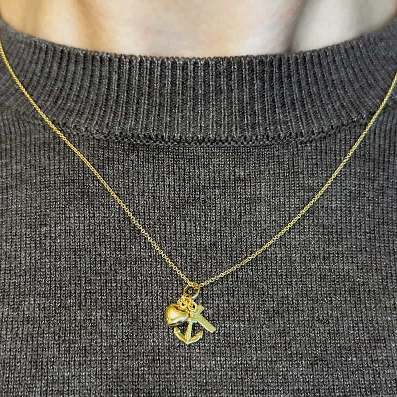 8kt guld vedhæng med tro, håb og kærlighed