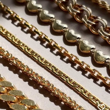 Guldhalskæder i populære klassisk design