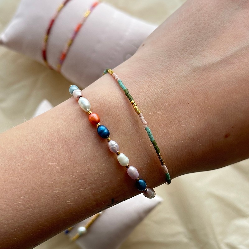 Nuni - Kira Dusty Green armbånd i forgyldt sølv
