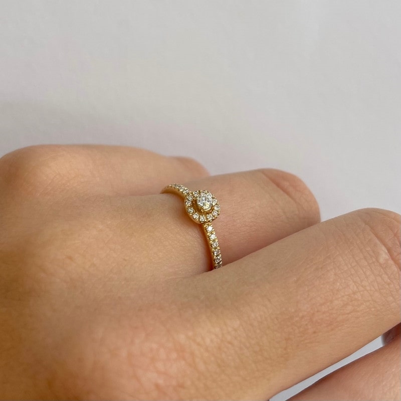 Diamantring i 14 karat rødguld fra Sofia af Nuran