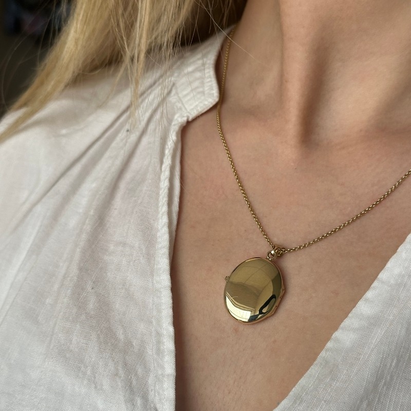 Blank Oval Medaljon i 8-14 karat - medium