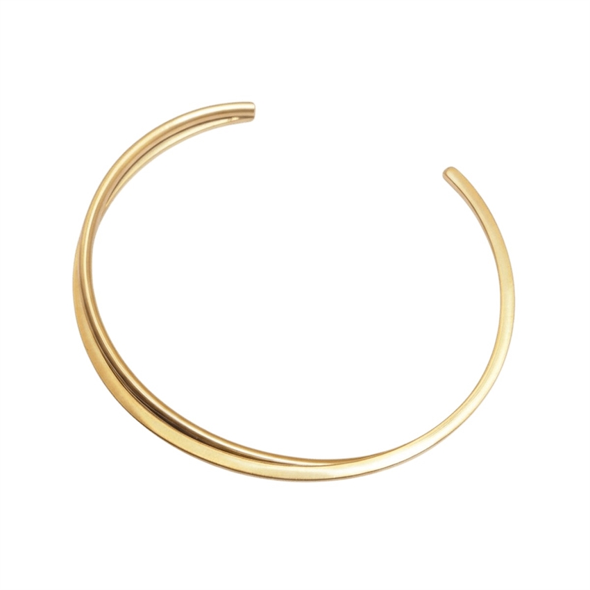 Olympia Bangle fra Jane Kønig er et elegant og moderne armbånd