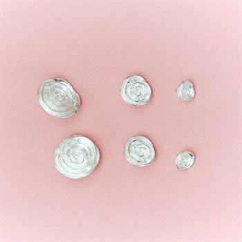 Pernille Corydon - Small Rose ørestikker i sølv