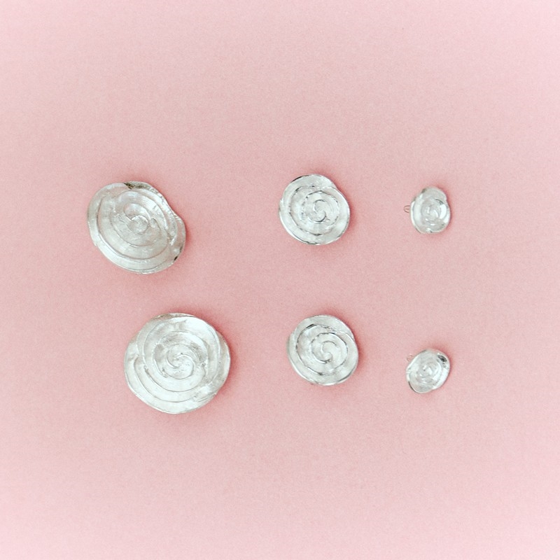 Pernille Corydon - Small Rose ørestikker i sølv