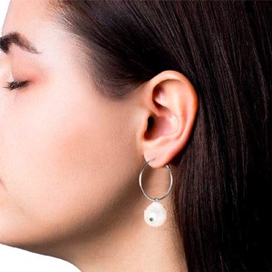 Jane Kønig - Baroque pearl ørering i sølv