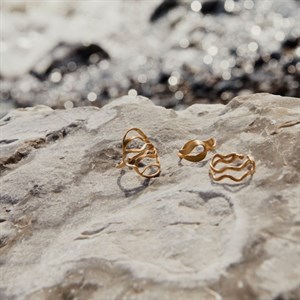 Double Wave ring i forgyldt | Pernille Corydon r-456-gp
