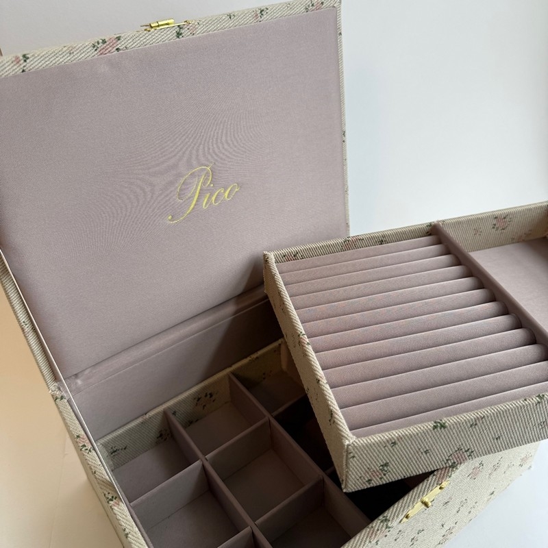 Smykkeskrin fra Pico i farven Taupe Flower 