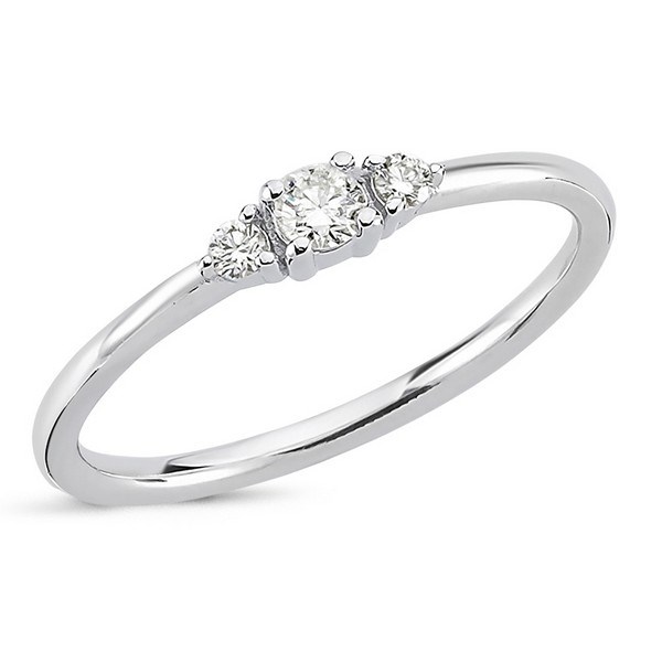 Petit - Diamantring i 14 kt. hvidguld med i alt 0,15ct. diamanter