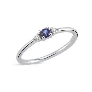 Petit - Blå safir ring i 14 kt. hvidguld | R1110