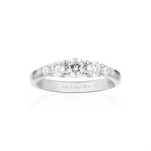 Belluno ring i sølv af Sif Jakobs SJ‐R42126-CZ