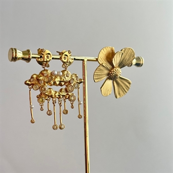 Wildflower Ample øreringene fra House of Vincent 3