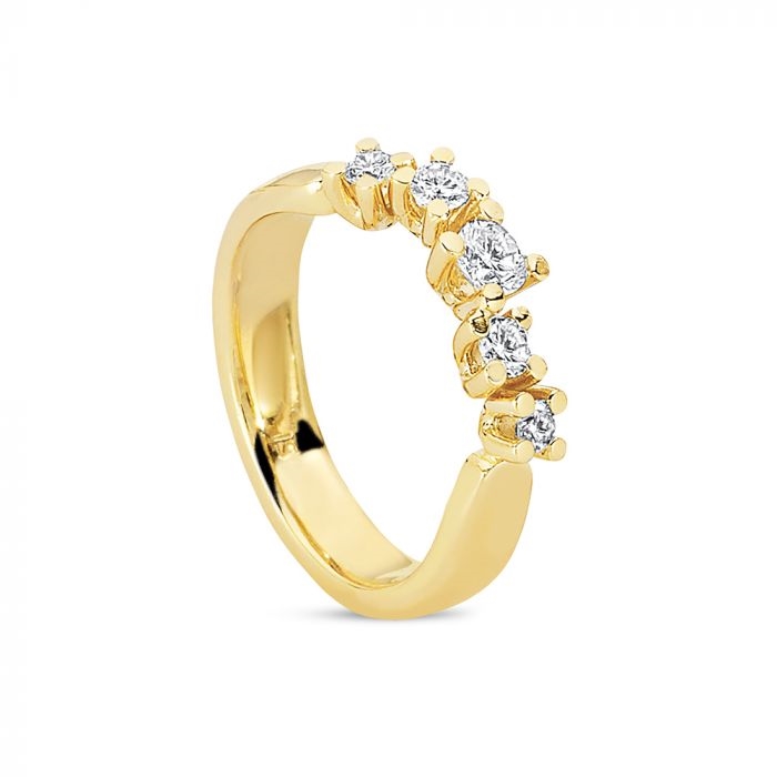 Billede af Diamond Twist ring i 14 kt guld m diamanter m. i alt 0,55ct