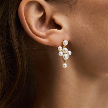 Blossom perleøreringene fra Pernille Corydon 2