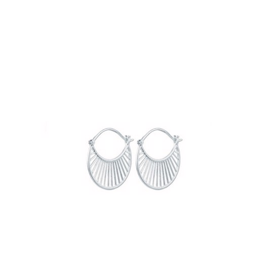 Se Daylight Earrings silver, sølv øreringe i halvmåne form hos Guldcenter.dk