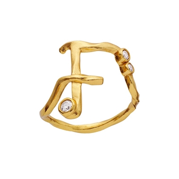 Alfabet ring i forgyldt sølv med bogstavet F fra Maanesten